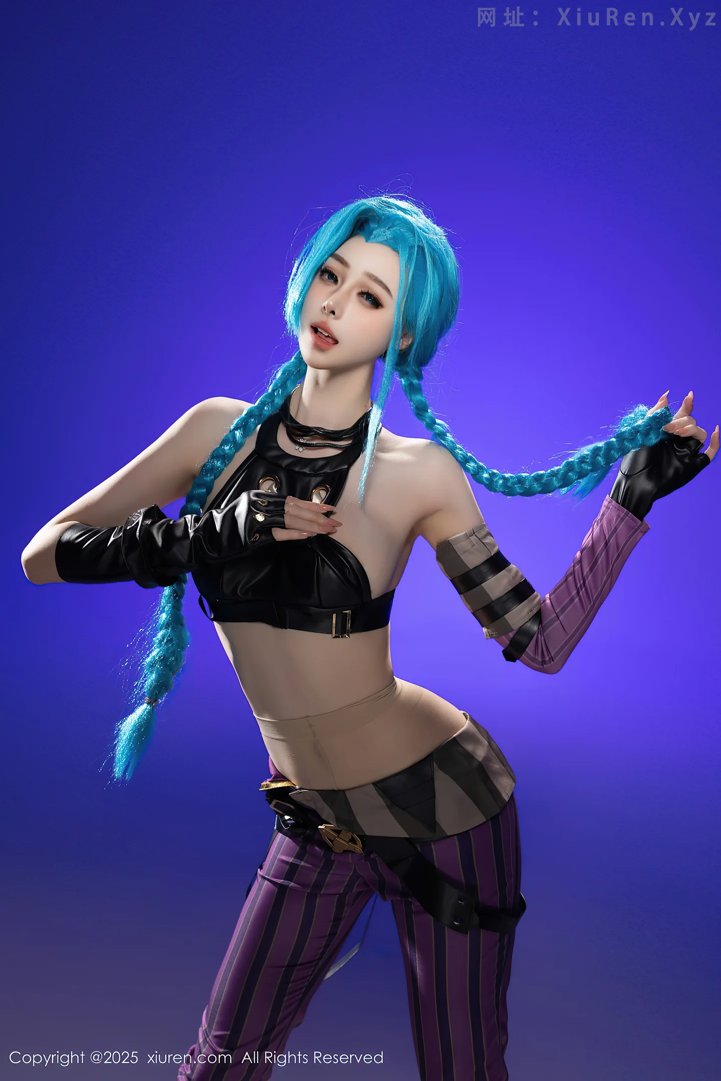 图片[6]-[XiuRen秀人网] VOL.10479 模特小逗逗性感Cosplay装扮配肉色丝袜秀曼妙身姿迷人诱惑写真79P-秀人网官方网站